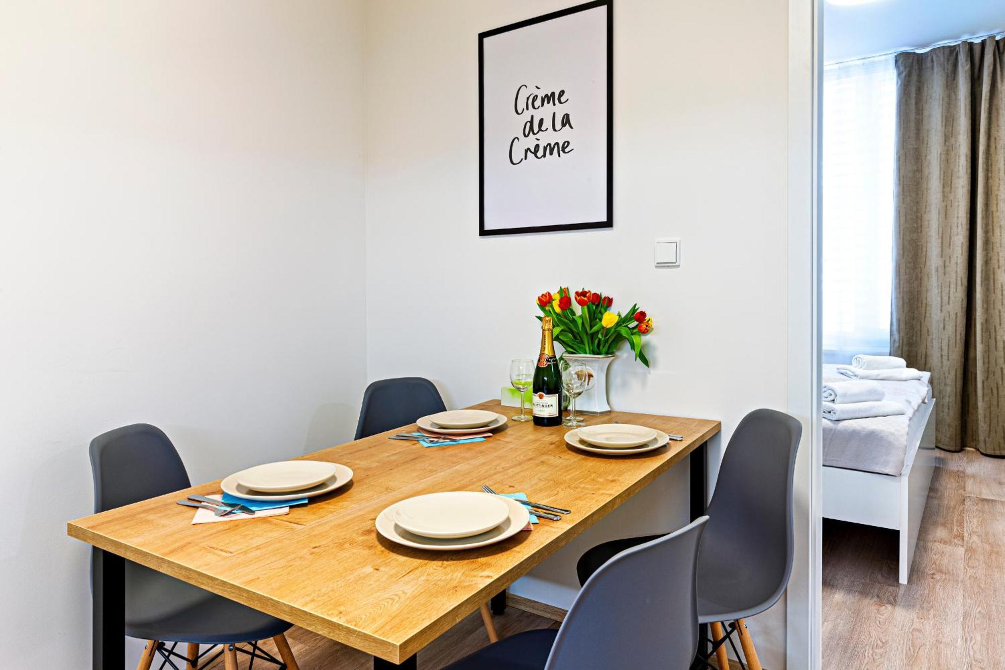 פראג Kora Apartments Andel מראה חיצוני תמונה